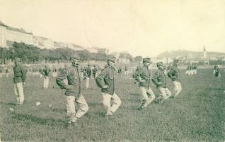 Budapest I. Vérmező Hun. soldiers exercise