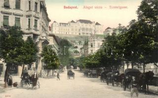 Budapest I. Alagút utca, Tunnelgasse, fiákerek; Taussig A.