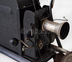 Német, II. világháború előtti vetítő nem kipróbált állapotban, 33x33x9cm