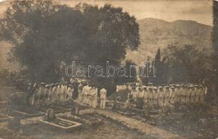 Tivat, Teodo; K.u.K. haditengerész temetés; a teodo-i bomba 11 halottja / K.u.K. Navy funeral of 11 mariners, photo (EK)