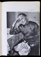 Művészfotók. Szerk.: Bencze Pál, Rév Miklós, Vadas Ernő. Bp., 1957, Műszaki Könyvkiadó. Számos érdek...