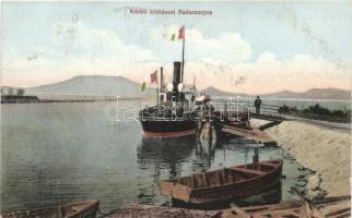 Balaton, kikötő kilátással a Badacsonyra, gőzhajó