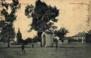 Újszentanna, Santana; Ferencz József tér / square (fa)