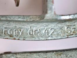 Régi fém mákdaráló, m: cca 20 cm