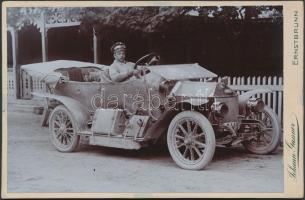 cca 1900 Automobilista, keményhátú fotó Johann Gassner ernstbrunni műterméből, 11×16,5 cm /  cca 1900 Automobilist, from the studio of Johann Gassner of Ernstbrunn, 11×16,5 cm