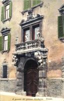 Trento, Il portale del palazzo Sardagna