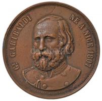Olaszország 1859. "Giuseppe Garibaldi / Az Olasz Köztársaság fennállásának 10. évfordulója" bronzozott fém emlékérem másolat. Szign.: Franky Magniadas (58mm) T:2 k. Italy 1860. "Giuseppe Garibaldi / 10th Anniversary of the Italian Republic" bronze plated metal medal copy. "Ge. GARIBALDI NÉ Á NICE 1807 / DÉDIÉ AU GÉNÉRAL GARIBALDI POUR SON PATRIOTISME A L'INDÉPENDANCE DE L'ITALIE 1859". Sign.: Franky Magniadas (58mm) C:XF scratched