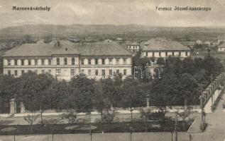 Marosvásárhely, Ferenc József laktanya; Porjes S. Sándor kiadása / military barracks