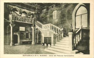 San Marino, Atrio del Palazzo Governativo / Atrium of the Governments Palace, interior; from postcard booklet