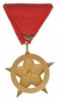 1957. "Vörös Csillag Érdemrend" aranyozott, zománcozott bronz kitüntetés mellszalagon, tok...