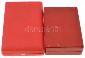 ~1970-1980. "75. Véradásért" aranyozott, zománcozott fém jelvény mellszalaggal, eredeti to...