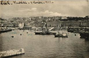 Trieste, Vista del Mare / view of the harbor, steam and sail ships (Rb)