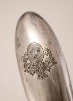 Fém morzsalapát, balkezes címeres asztali seprűvel, 18,5×17 cm, h: 24,5 cm