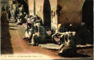 Biskra, Au Coin dune Rue á Biskra / street corner, people in traditional dresses, Algerian folklore