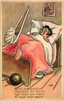 Sérült futball játékos az ágyban, humoros képeslap / Injured football player in bed, Italian art humouros postcard, Degami No. 1010., s: MM (EB)