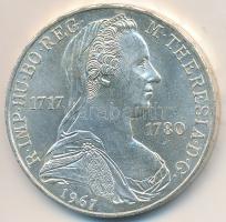 Ausztria 1967. 25Sch Ag "Mária Terézia" tanúsítvánnyal T:1-,2 kis ph.
Austria 1967. 25 Sc...