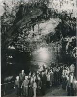 1975 Jósvafő, Aggteleki Cseppkőbarlang, vintage fotó, 22x17,5 cm