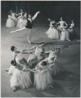 cca 1965 Sipeki Levente a Chopiniana című balett előadásban, vintage fotó, 21x18 cm