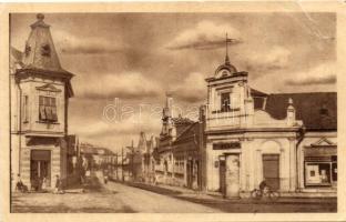 9 db MODERN fekete-fehér városképes lap az 50-es évekből; Dombóvár, Szigetvár / 9 modern black and w...