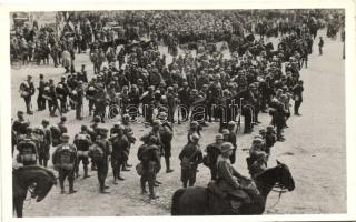 1938 Ipolyság, Sahy; bevonulás / entry of the Hungarian troops, 'Az első visszatért magyar város' So. Stpl.