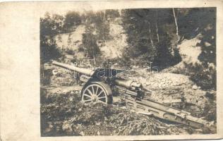 16 db RÉGI képeslap, vegyes minőség; sok orosz városképes és katonai / 16 old postcards, mixed quali...