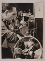 cca 1970 D. Lenkei Antalné: Pillanat, feliratozott vintage fotóművészeti alkotás, 40x30 cm