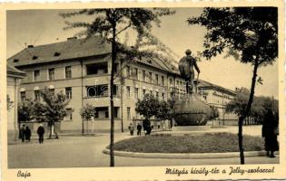 Baja, Mátyás király tér, Jelky-szobor