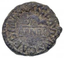 Római Birodalom / Róma / Claudius 42. Quadrans Br (2,93g) T:2-,3
Roman Empire / Rome / Claudius 42....