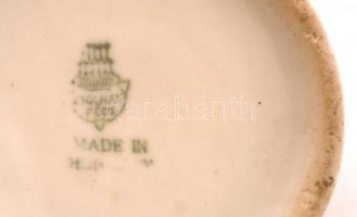 Zsolnay kis bonbonier, részben kézzel festett, jelzett, kopott, m:6 cm, d:9 cm