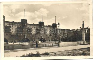 17 db RÉGI városképes képeslap, európai városok, nagyrészt osztrák lapokkal, vegyes minőség / 17 old...