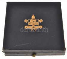 Vatikán 1960. "XXIII. János" Br emlékérem eredeti tokban. Szign.: Manzú (33mm) T:2
Vatica...