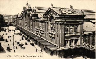 Paris, La Gare du Nord / The Northern railway station, from postcard booklet