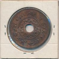 India / Hercegi Államok / Kutch 1945/VS2001. 1/2K Cu T:2
India / Princely States / Kutch 1945/VS200...