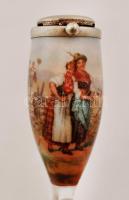 Porcelán pipafej, fa szipkával, jó állapotban, h: 9, 10 és 35 cm, összesen 3 db