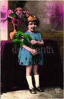 15 db RÉGI motívum képeslap, hölgyek, művészeti lapok, vegyes minőség / 15 old motive postcards, ladies, art postcards, mixed quality