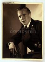 cca 1940-45 Német páncélos katona,  II. világháborús fotólap, 13x10cm
