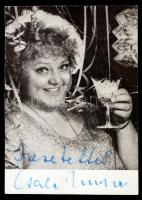 Csala Zsuzsa (1933-2014) Jászai Mari-díjas magyar színművésznő aláírt fotója,kis töréssel, 15x10cm