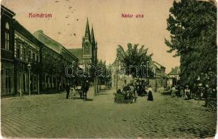 Komárom, Komárno; Nádor utca, Fektor méz-cukor üzlete / street, shop (EK)