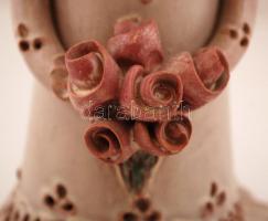 Újpál György: Kislány virágcsokorral. Festett mázas kerámia, apró lepattanással, m:28 cm