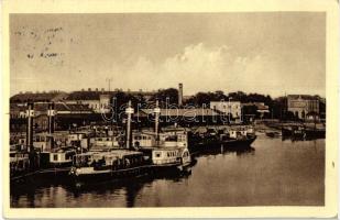 Komárom, Komárno; Duna, kikötő, gőzhajó / port, steamships