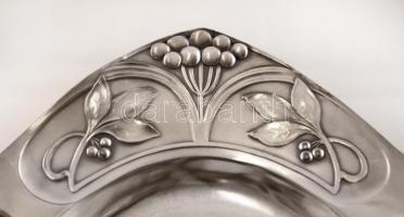 Wmf szecessziós fali (tálca), jelzett (WMF 242), kisebb horpadásokkal, ezüstözött alpakka, 28×46 cm