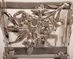 Wolkenstein und Glückselig kosár, csiszolt üvegbetéttel, jelzett, ezüstözött alpakka, m:16 cm