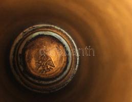 Jelzett szecessziós dísz váza párban, réz, egyik jelzett, m:37,5 cm (2×)