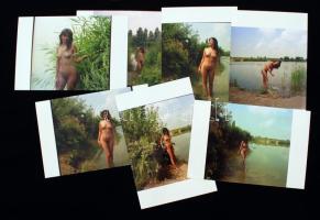 cca 1986 Vizes élőhelyek vonzó teremtése, 7 db finoman erotikus fénykép, modern nagyítások, 10x15 cm / 7 erotic photos, 10x15 cm