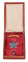 1953. Sztahanovista zománcozott fém kitüntetés miniatűrrel dísztokban T:2