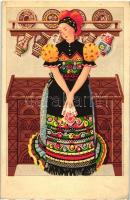 14 db RÉGI folklór motívum képeslap, vegyes minőség / 14 old folklore motive postcards, mixed qualit...