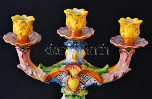 Puttós gyertyatartó, kerámia, kézzel festett, olasz, javított,kis lepattanással, 46cm