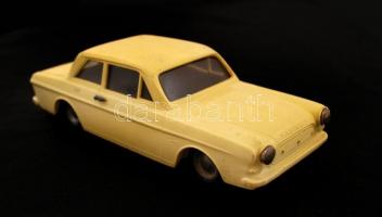 Ford Taunus játékautó, korai változat, E. Flimlemez, műanyag, 5x17x6cm