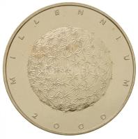 Nagy-Britannia 2000. "Millennium" aranyozott Br emlékérem dísztokban (38mm) T:PP felületi karc Great Britain 2000. "Millennium" gold plated Br commemorative medal in case (38mm) C:PP slightly scratched