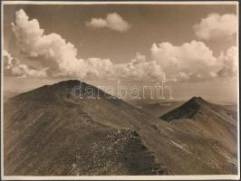 cca 1930-1940 a Radnai-havasok látképe (Nagy-Pietrosz?), fotó, 17×23 cm